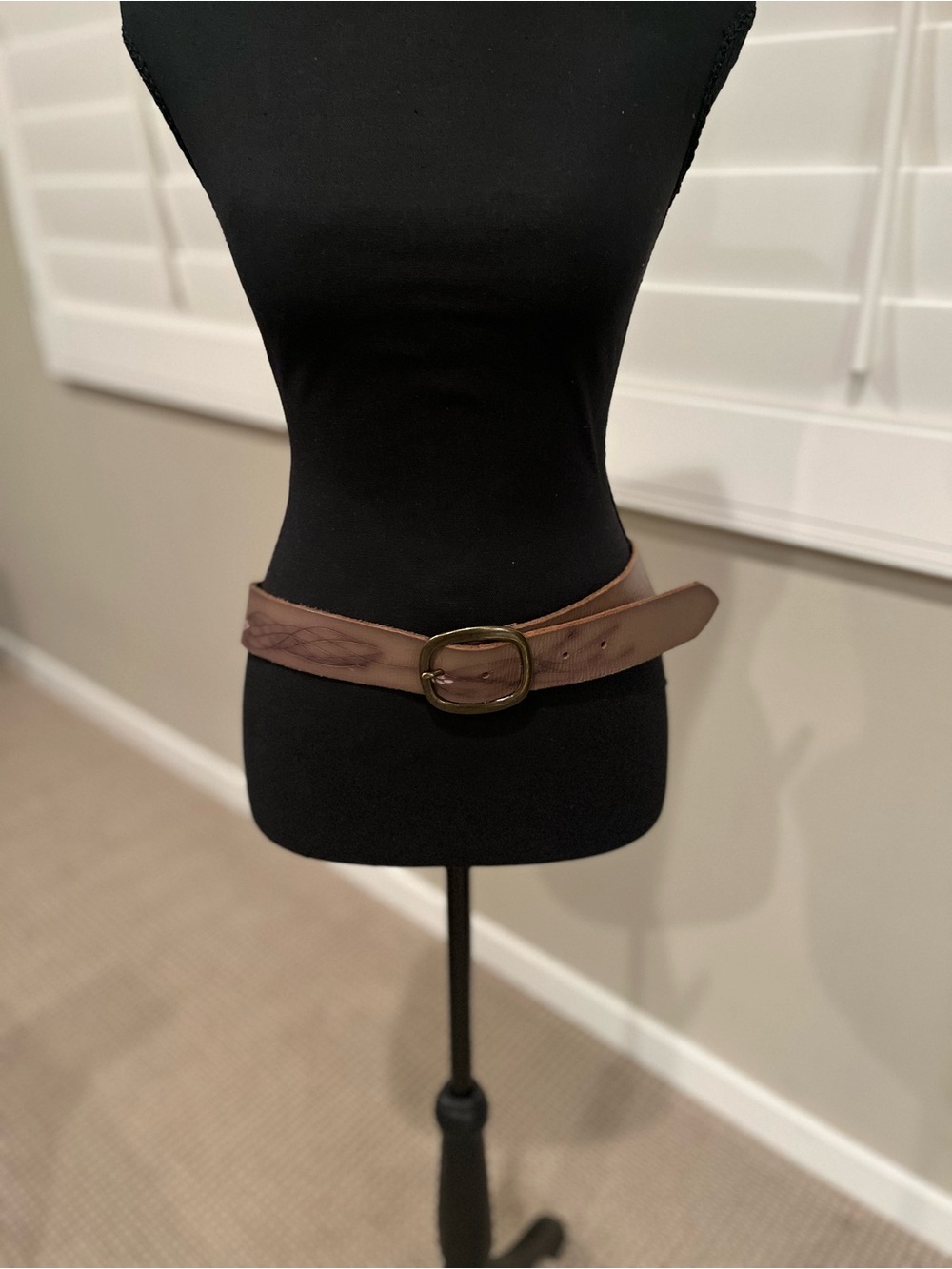 Women's Taupe Leather Belt with Oval Brass Buckle
